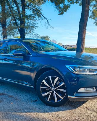VOLKSWAGEN PASSAT 8ª ser. HIGHLINE 2.0 TDI 190 CV
