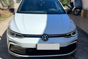 Golf 8 R-line 1.5 TSI 150 cv Manuale