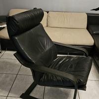 Poltrona relax in pelle nera e legno