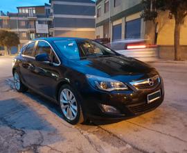 OPEL Astra 4ª serie - 2009