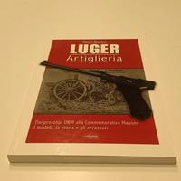 Libro Luger artiglieria no elmetto tedesco