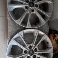 Cerchi in lega Ford 17"