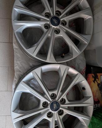 Cerchi in lega Ford 17"
