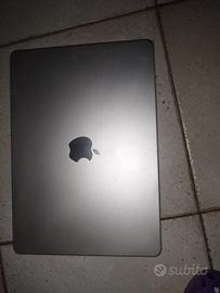 MacBook air MBA 13.6 STRLGT 8C CPU 8C GPU8GB 256GB