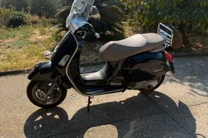 Vespa 250 gts
