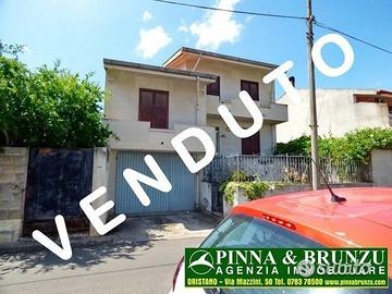 TRAMATZA - VILLETTA con Giardino