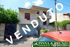 TRAMATZA - VILLETTA con Giardino