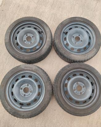 Cerchi in ferro Ford Fiesta 15"