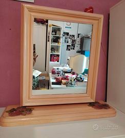 Specchio con Base in Legno Laccato