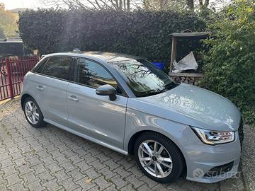 Cerchi  e  gomme termiche per audi A1 quasi nuovi