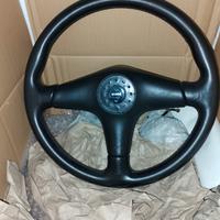 volante Momo auto jap
