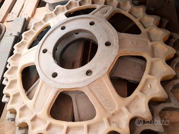 Ruota motrice trattore Cingolato 1824728M1 origina