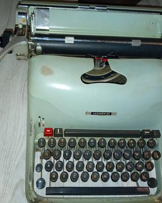 Macchina da scrivere Lexicon 80