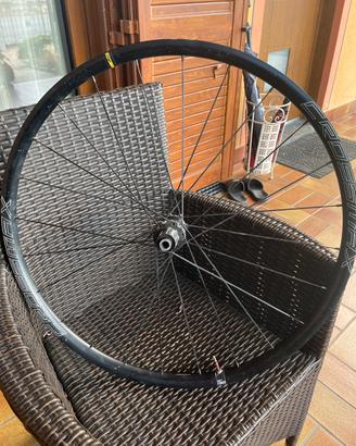 Cerchio Mavic Crossmax 29 mozzo 142x12