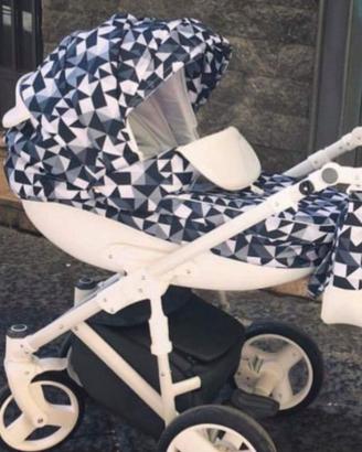 Passeggino trio sediolino auto bilancia chicco