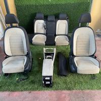 Volkswagen Passat 2012 Tappezzeria completa