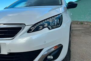 PEUGEOT 308 STATION WAGON ALLESTIMENTO ALLURE