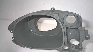 PORTACASCO SOTTOSELLA ZIP PIAGGIO 295595