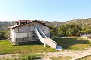 QUADRIFAMILIARE A AGROPOLI