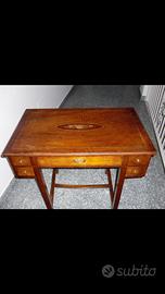 Scrittoio  fine ottocento primi del novecento 0€