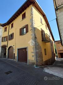 3 LOCALI A PONTERANICA