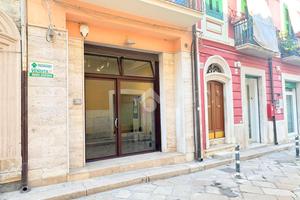 NEGOZIO A SAN SEVERO