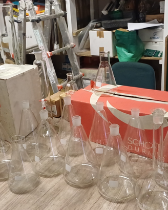 Vetreria laboratorio