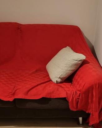 Divano 2 posti comodo e solido 