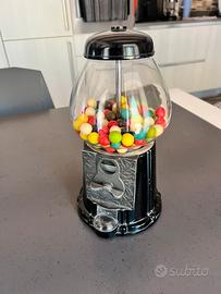 Distributore di caramelle