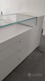 Bancone vendite espositivo