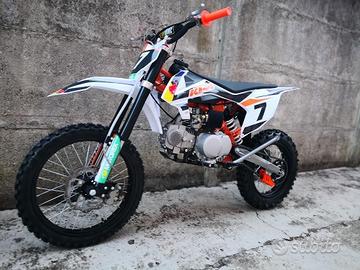 Nuove Pitbike 125 R 17/14 REDBULL KTM CROSS RACING