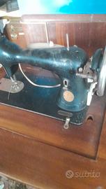 macchina da cuscire mobiletto