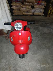 vespa giocattolo 