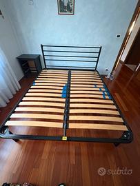 Struttura letto matrimoniale