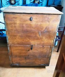 Antica madia rustica (mobile per il pane)