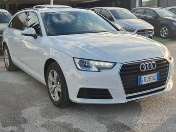 Audi A4 2.0 TDI 150 CV ultra S tronic Sport