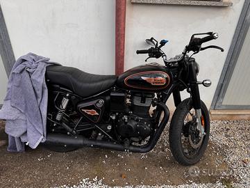 Royal Enfield Bullet 350 new model, black and gold