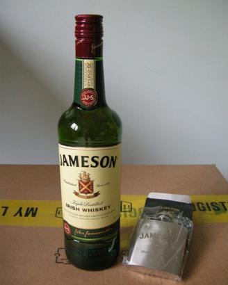 Whisky Jameson tax free con fiaschetta originale