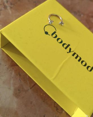 Horseshoe in titanio color oro