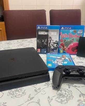 PS4 Slim 500GB + HDD 2TB Seagate + 3 Giochi