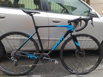 bicicletta ciclocross gravel