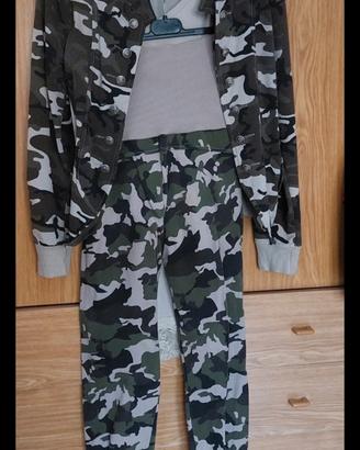Giacca e pantalone militare Donna