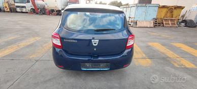 Portellone paraurti stop Dacia Sandero 2017
