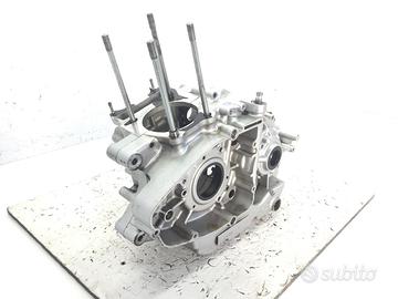 SUZUKI GZ MARAUDER 250 CARTER MOTORE VUOTO MOD: J4