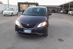 Lancia Ypsilon 1.2 69 CV 5 porte GPL Ecochic Silve
