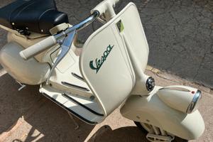 Vespa Faro Basso