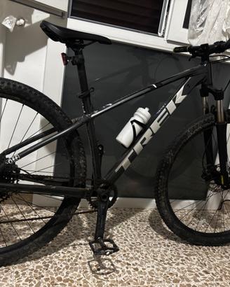 Trek Marlin 5 monocorona
