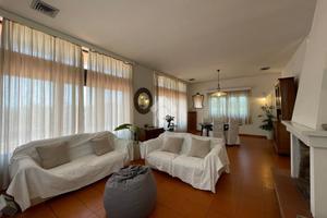 CASA SEMINDIPENDENTE A BASCHI