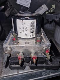 Gruppo abs SUZUKI SWIFT 1328cc benzina del 2008