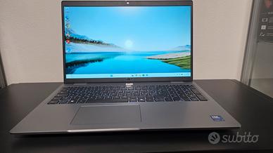 Dell Core Ultra 7 165H  32gb ddr5 Nvme 1Tb Ips